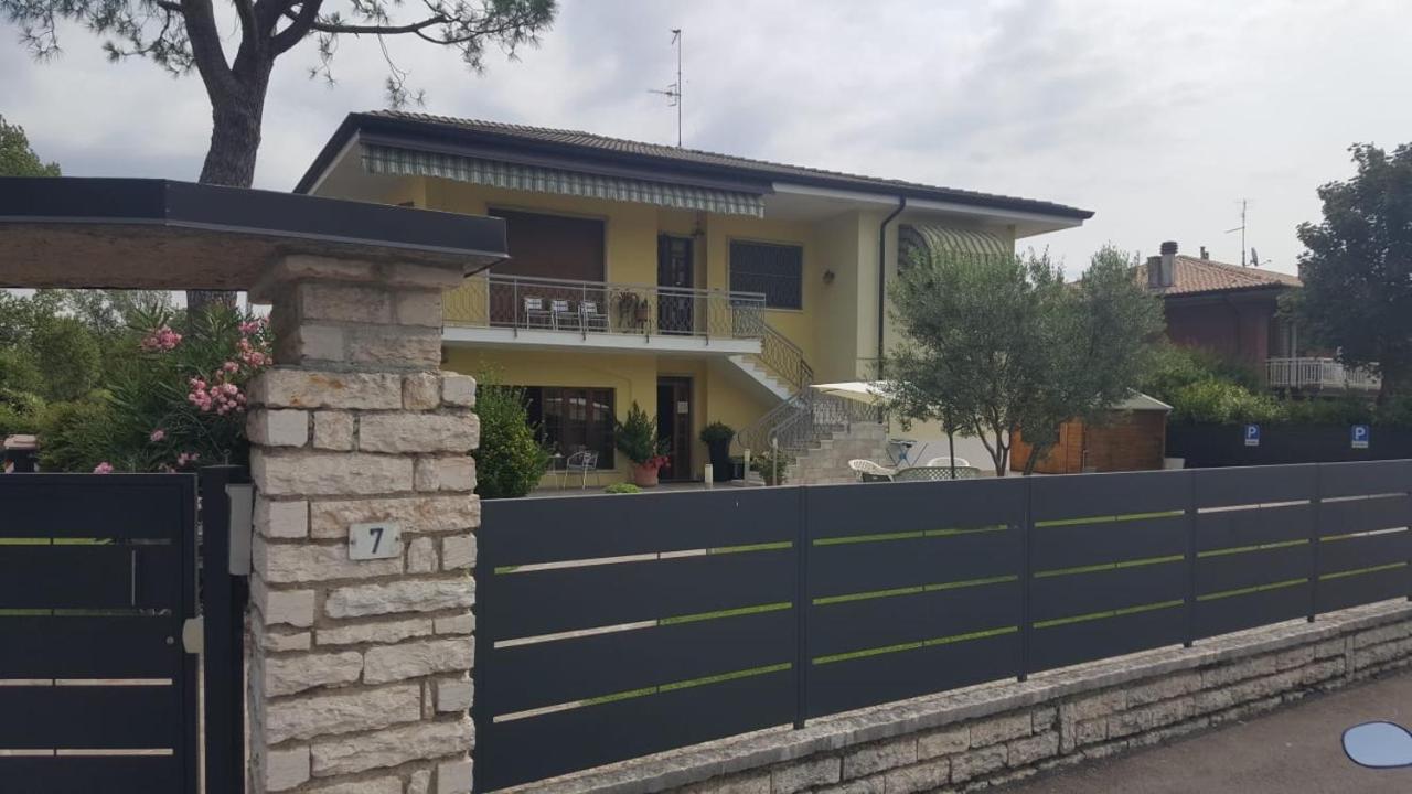 Appartamento Il Melograno بسكييرا ديل غاردا المظهر الخارجي الصورة
