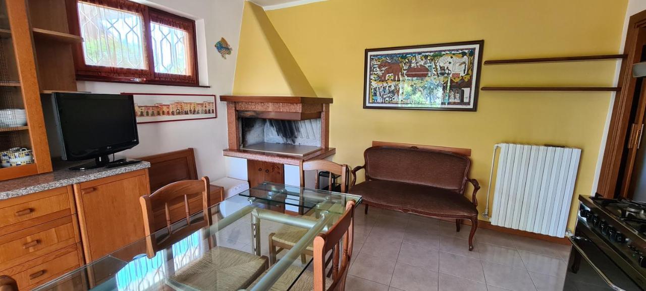Appartamento Il Melograno بسكييرا ديل غاردا المظهر الخارجي الصورة